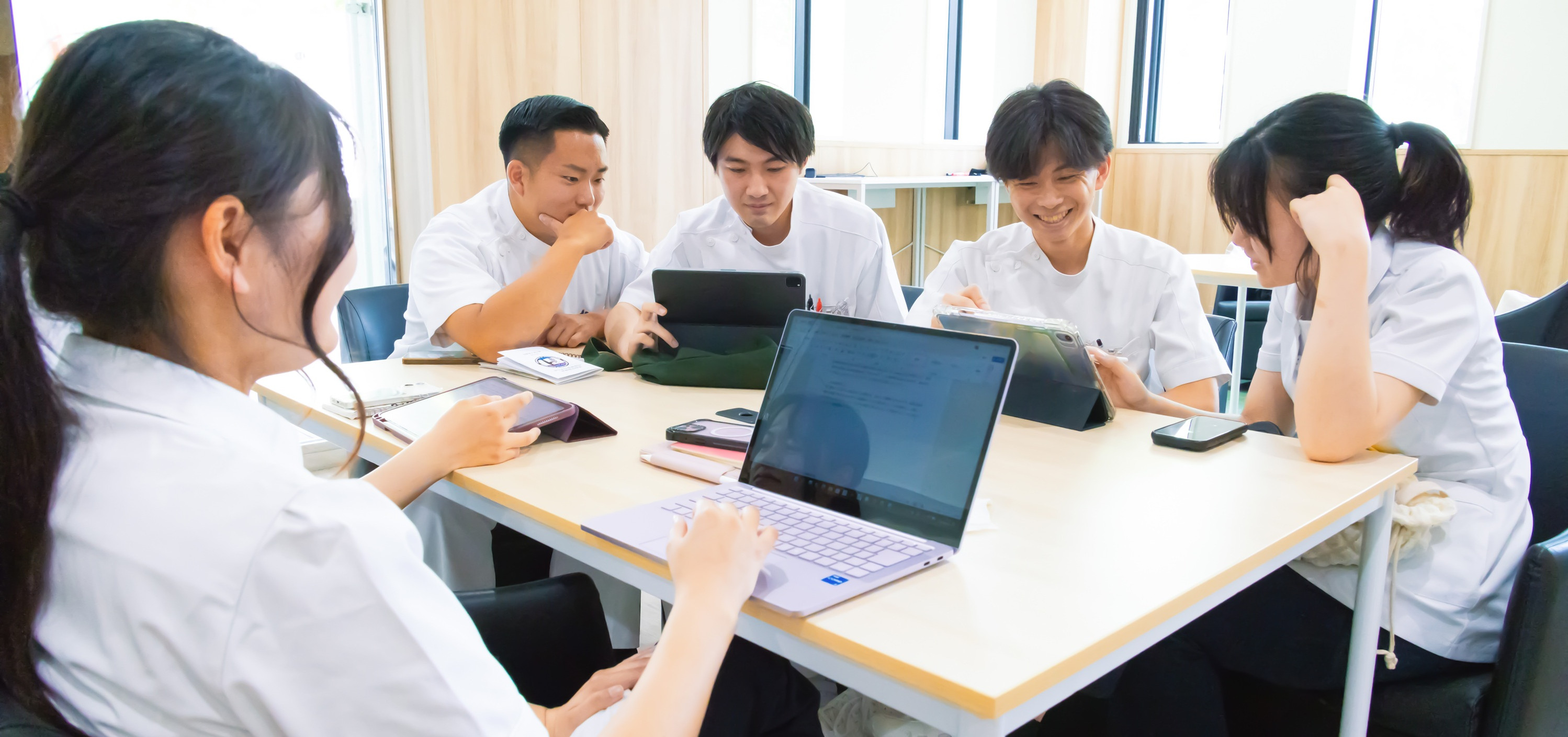 学生 